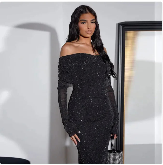 SEQUIN STRAPLESS BODYCON